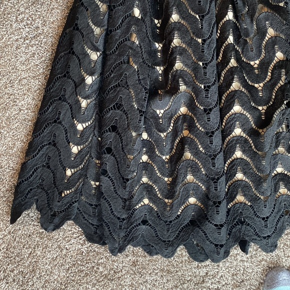 HYPR Black Lace & Cream Underlay Midi Circle Skirt, Women’s L, 96369 - Picture 3 of 16